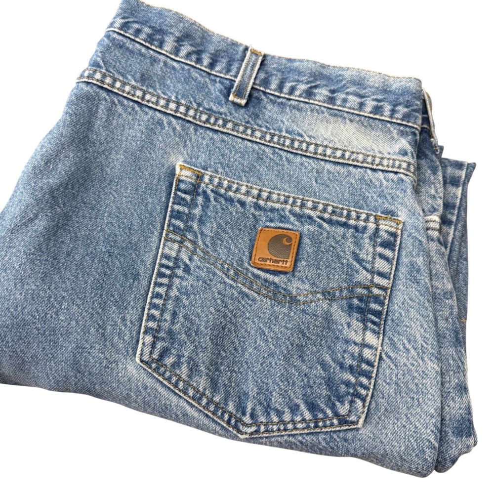 Carhartt B113DST Mens Relaxed Fit Work Jeans Light Wash Blue 44x32* Distressed - Picture 1 of 7